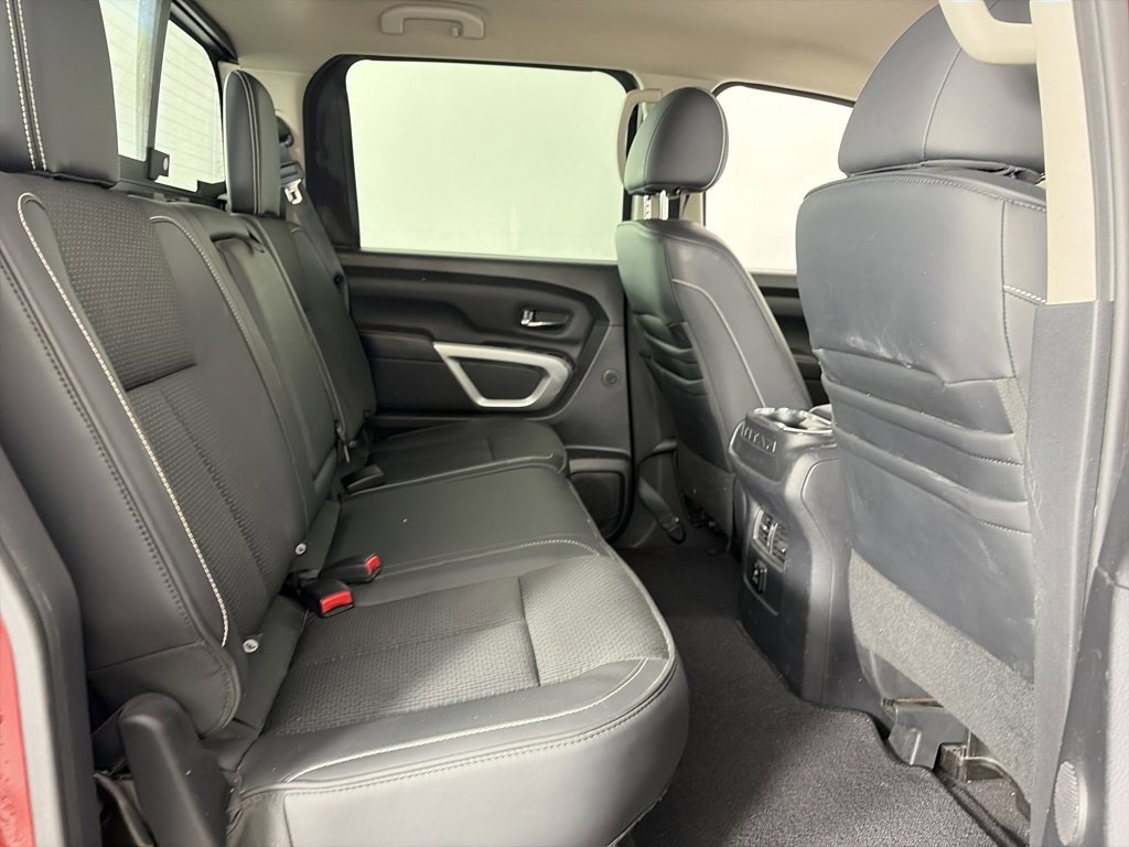 Used 2017 Nissan Titan PRO-4X image 29