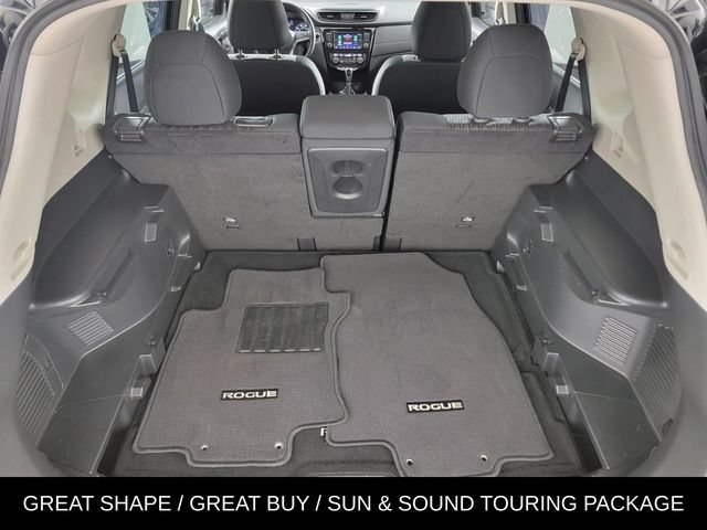 Used 2019 Nissan Rogue SV w/ Sun & Sound Touring Package AWD/4WD image 16