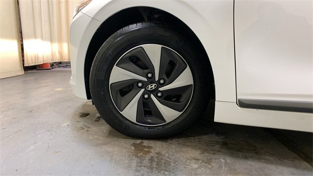 Used 2019 Hyundai Ioniq SEL image 38