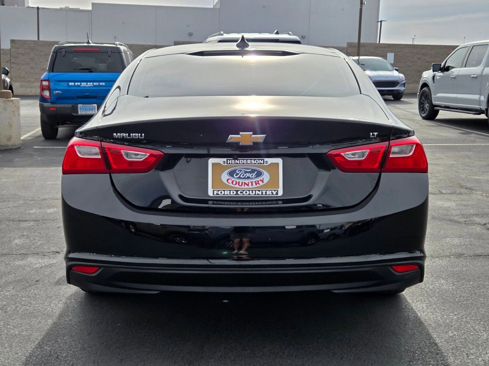 Used 2023 Chevrolet Malibu LT image 4