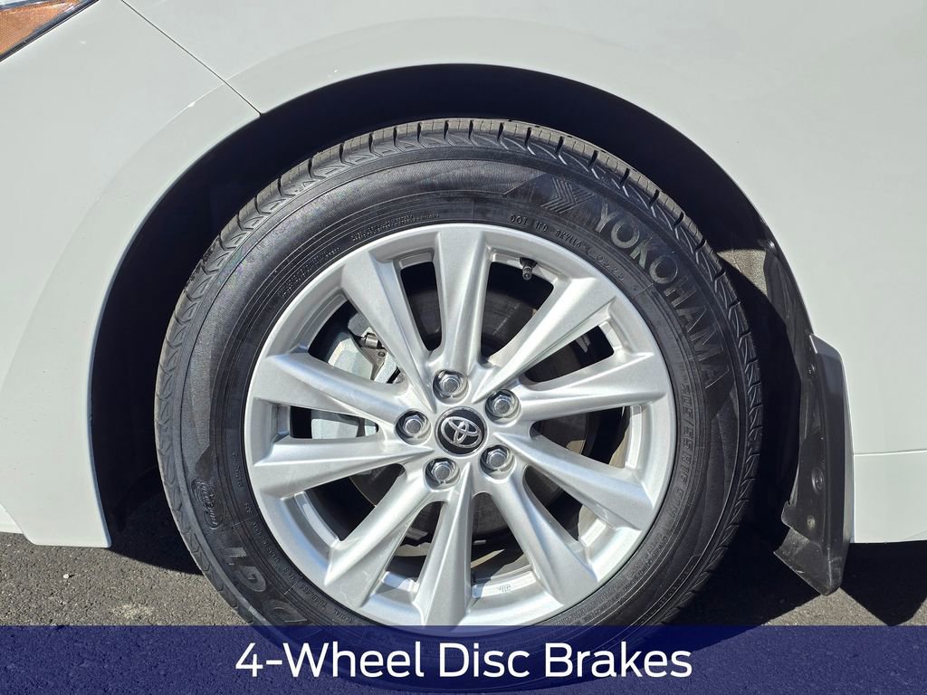 Used 2024 Toyota Corolla XLE FWD image 9