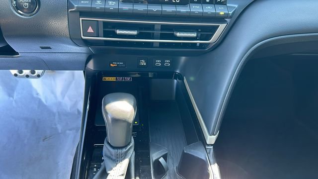 Used 2025 Toyota Camry XSE w/ Premium Package FWD image 21