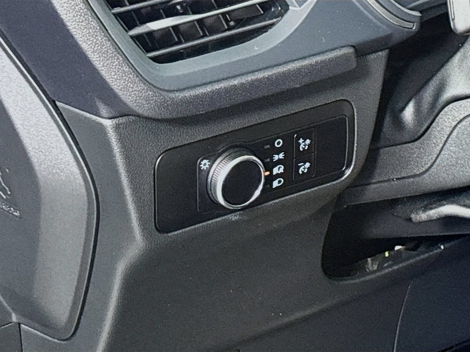 Certified 2025 Ford Escape Active FWD image 10