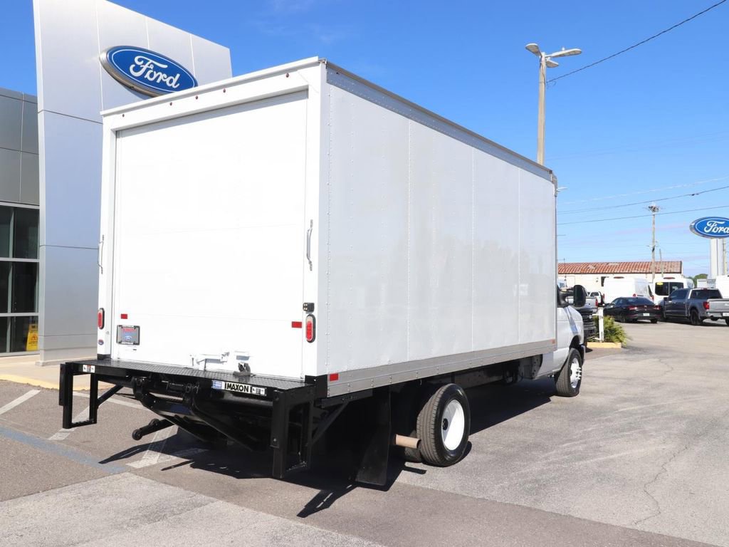 Certified 2024 Ford E-450 and Econoline 450 Super Duty w/ Power Windows & Locks Group image 5