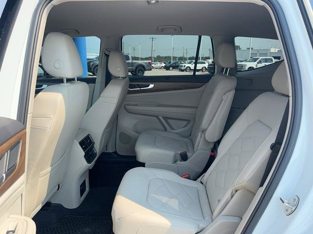 Used 2024 Volkswagen Atlas SE AWD/4WD image 10