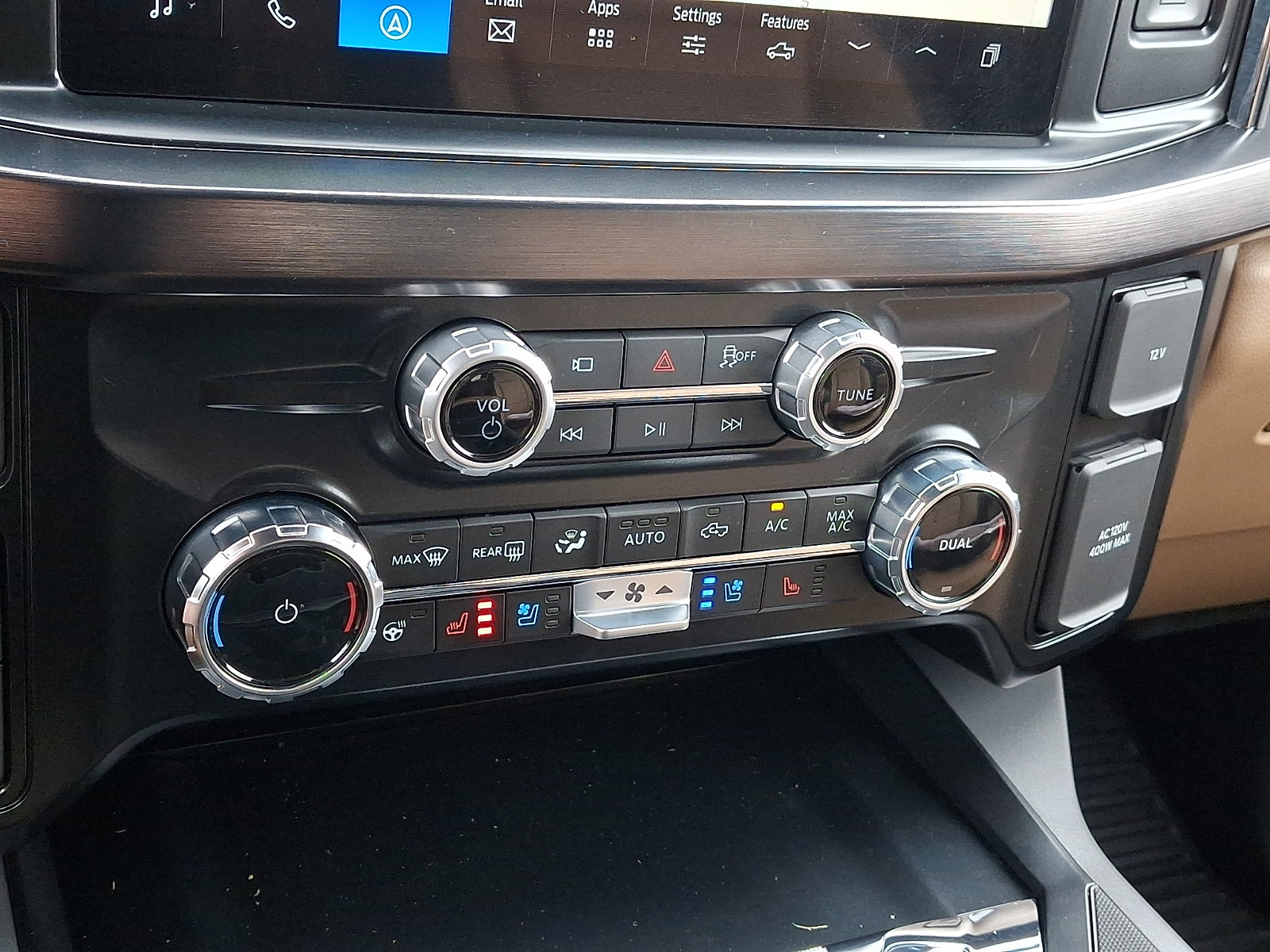 Certified 2026 Ford F250 Lariat w/ FX4 Off-Road Package AWD/4WD image 22