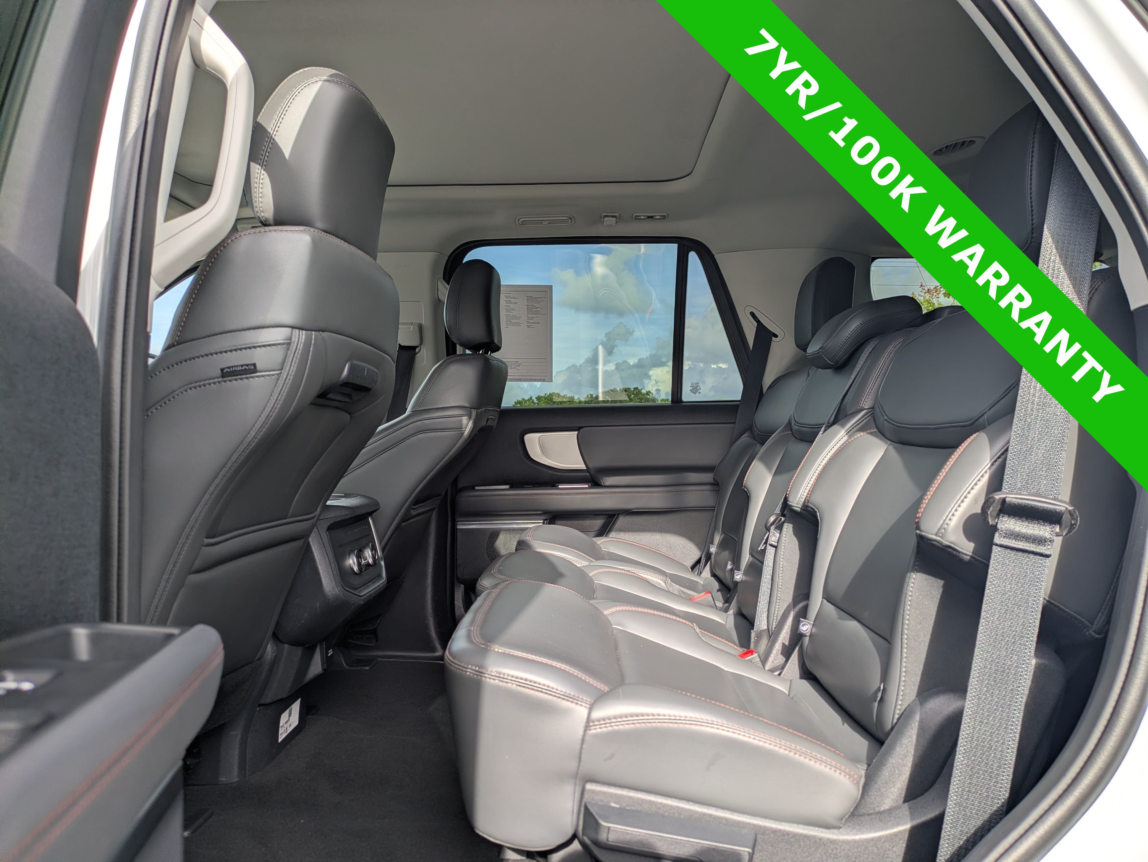 Certified 2025 Ford Expedition Active AWD/4WD image 19