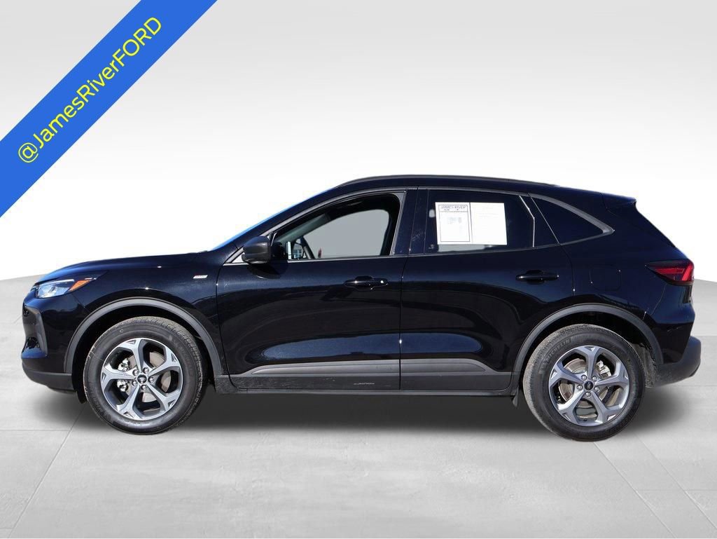Certified 2025 Ford Escape ST-Line image 2