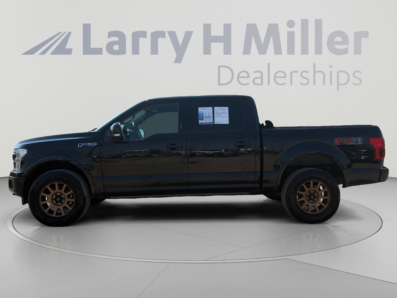 Certified 2018 Ford F150 Lariat w/ Equipment Group 502A Luxury AWD/4WD image 2