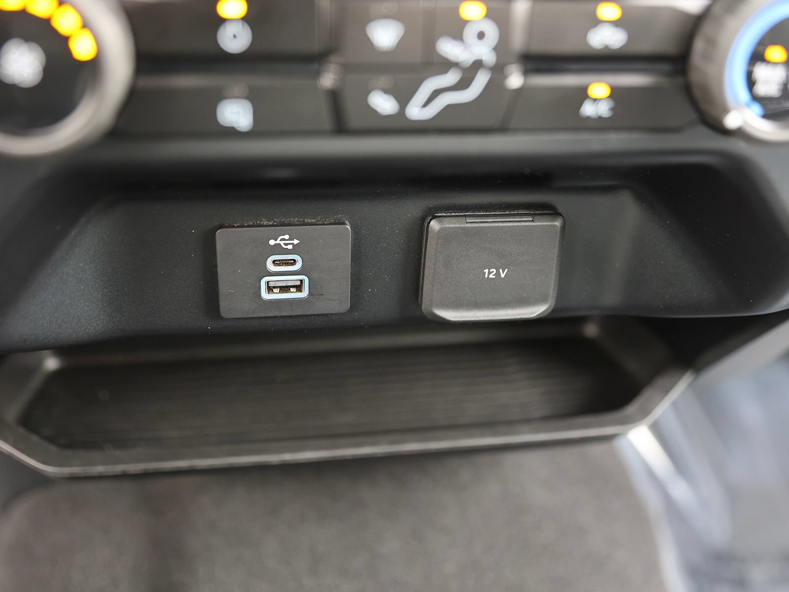 Certified 2024 Ford F250 XLT AWD/4WD image 32