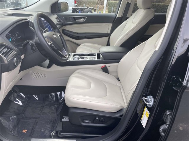 Certified 2022 Ford Edge Titanium image 10