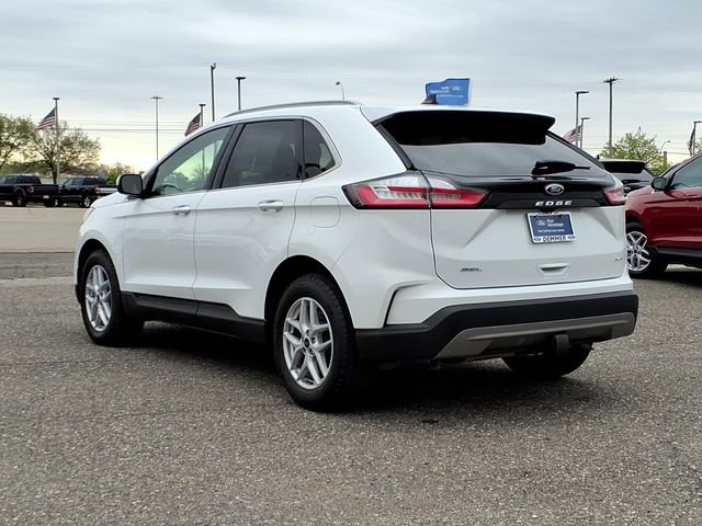 Certified 2023 Ford Edge SEL w/ Convenience Package AWD/4WD image 4