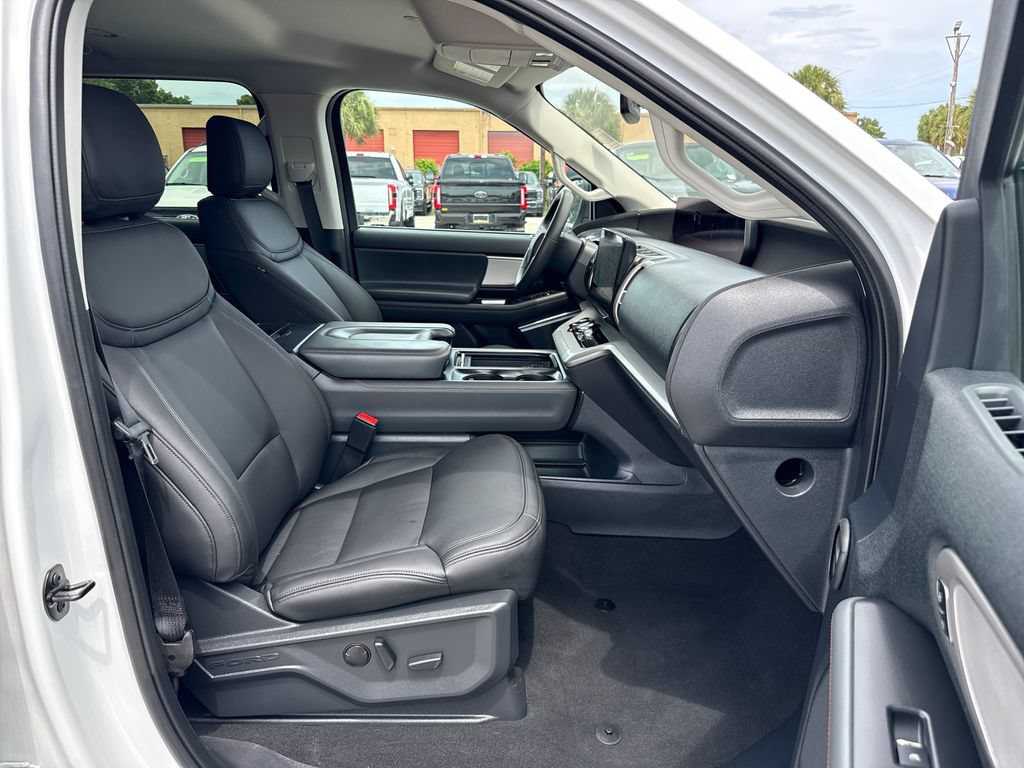 Certified 2025 Ford Expedition Max Active RWD image 29