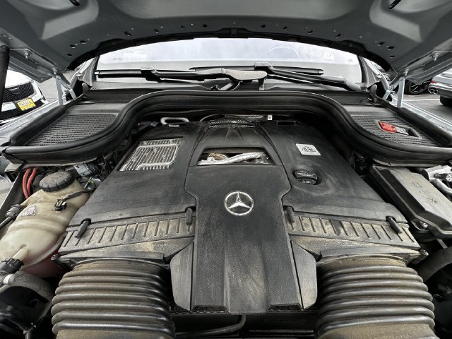 Used 2024 Mercedes-Benz Maybach GLS 600 4MATIC image 34