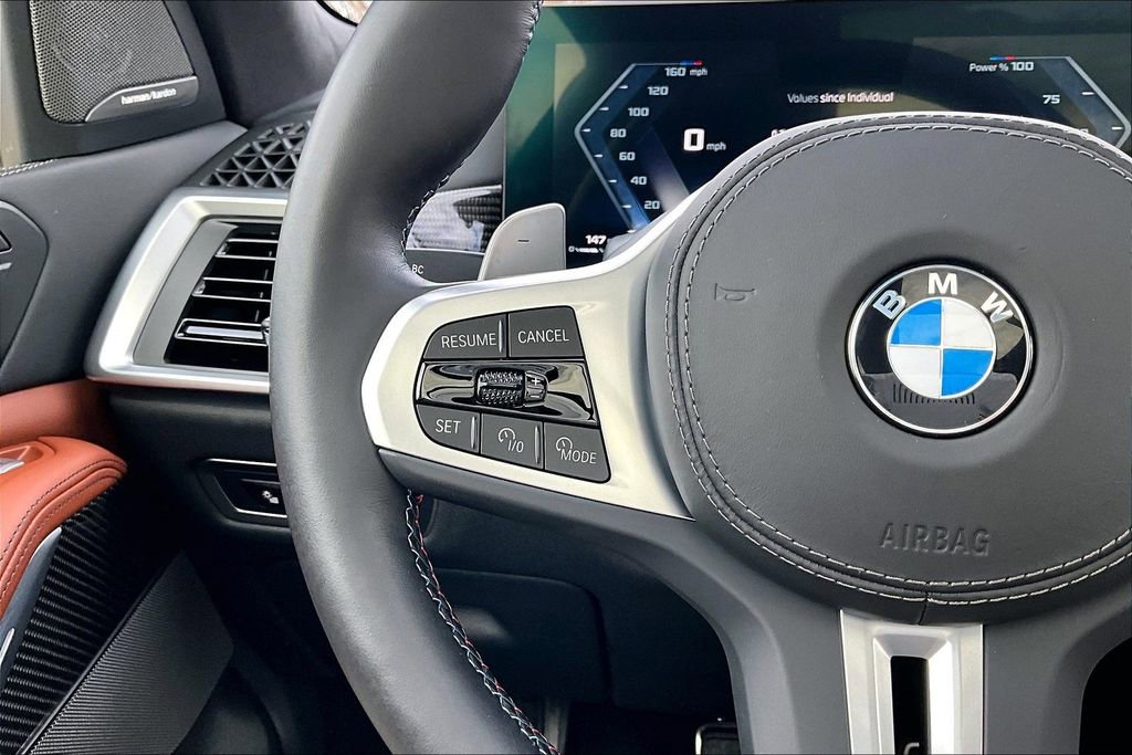 Used 2025 BMW X7 M60i w/ Climate Comfort Package AWD/4WD image 17