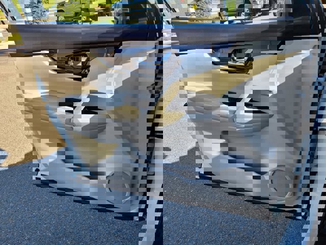 Used 2019 Nissan Rogue Sport SV w/ Technology Package image 27