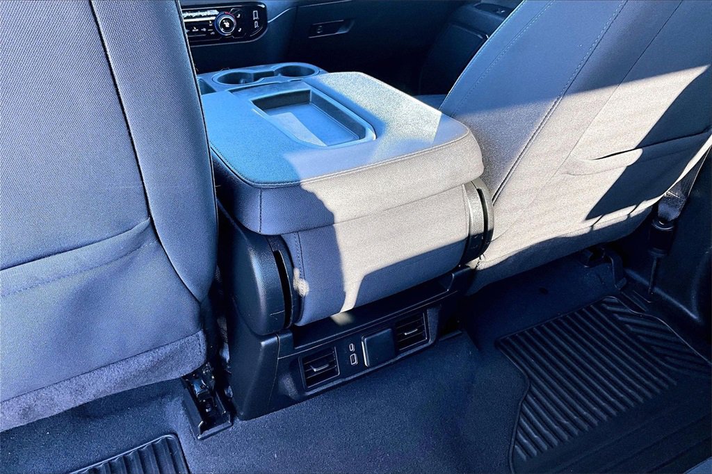 Used 2023 Chevrolet Silverado 1500 LT image 34