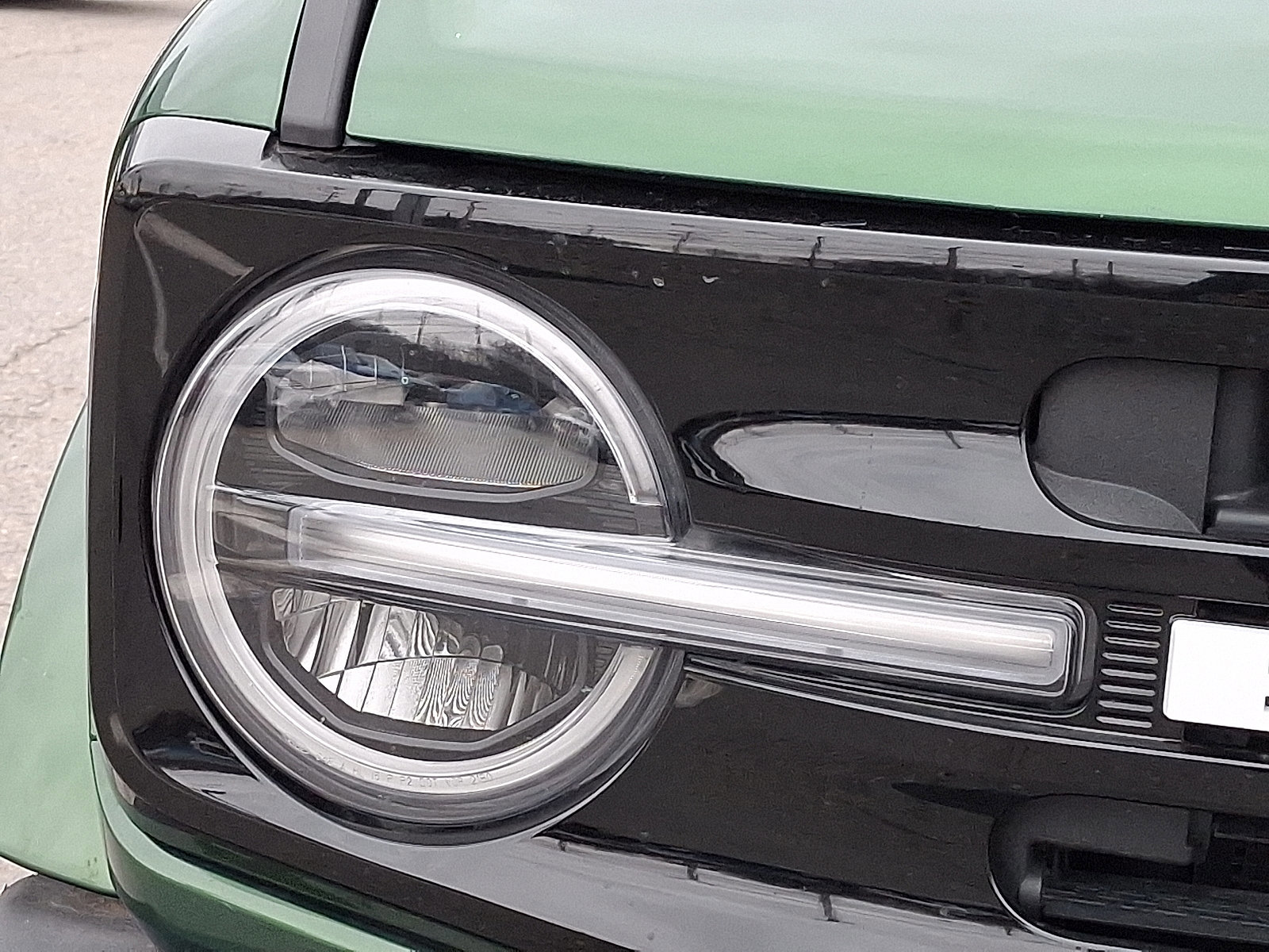 Certified 2025 Ford Bronco Outer Banks image 9