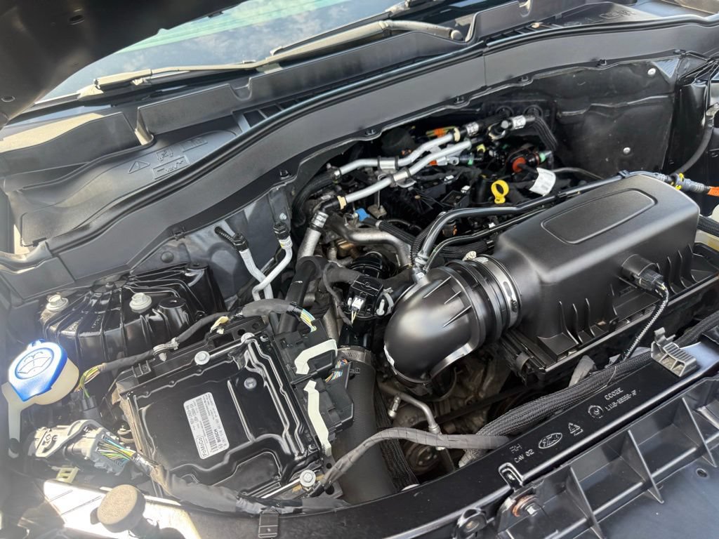 Certified 2021 Ford Explorer XLT RWD image 66