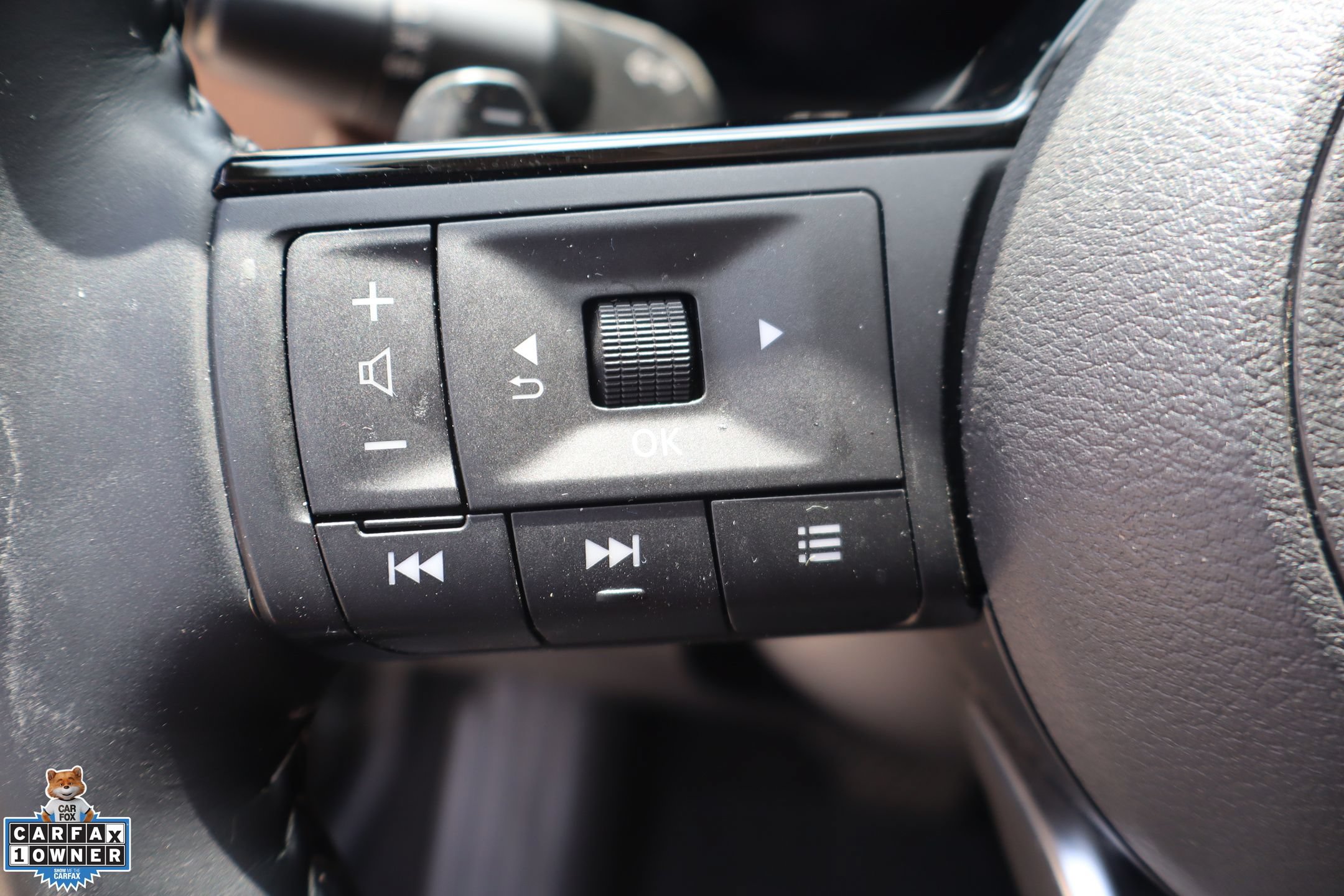 Used 2025 Nissan Pathfinder Platinum FWD image 15