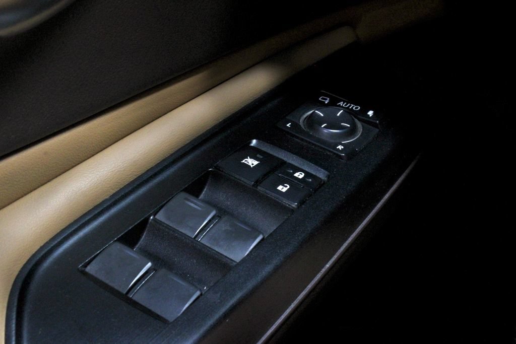 Used 2020 Lexus ES 350 w/ Premium Package FWD image 22