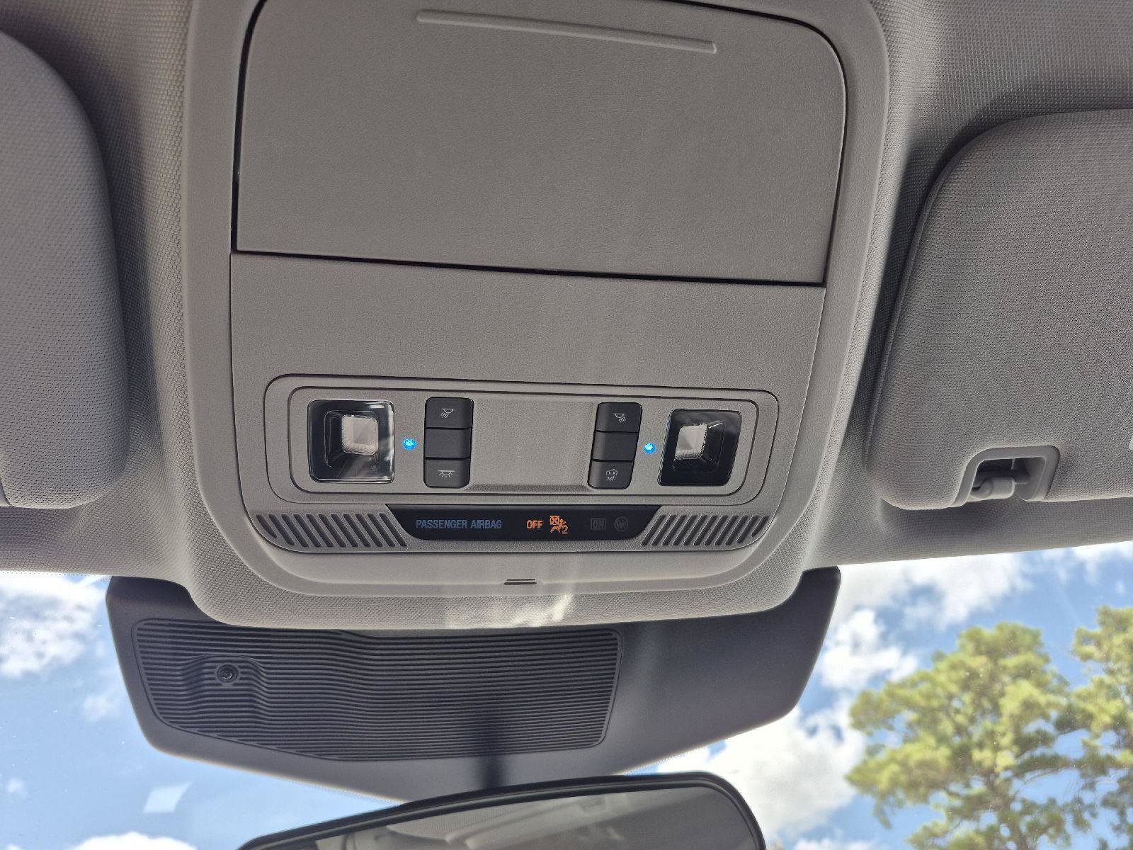 Certified 2024 Ford Explorer XLT w/ Equipment Group 202A RWD image 5