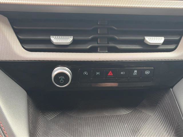Certified 2025 Ford Explorer Active AWD/4WD image 23