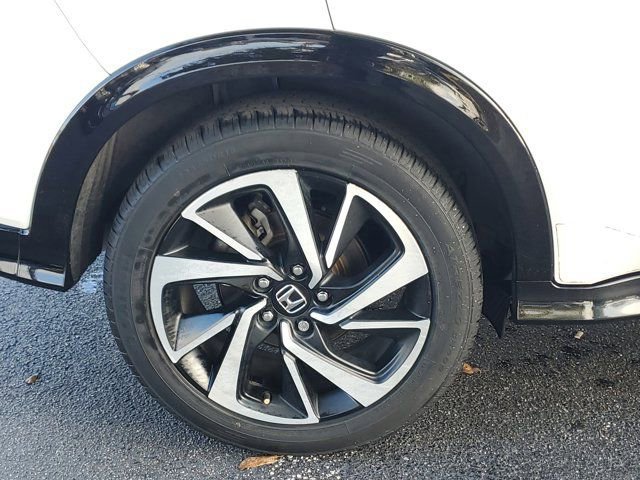 Used 2019 Honda HR-V Sport image 7