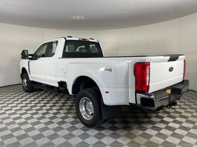 Certified 2024 Ford F350 XL w/ Snow Plow/Camper Package AWD/4WD image 15