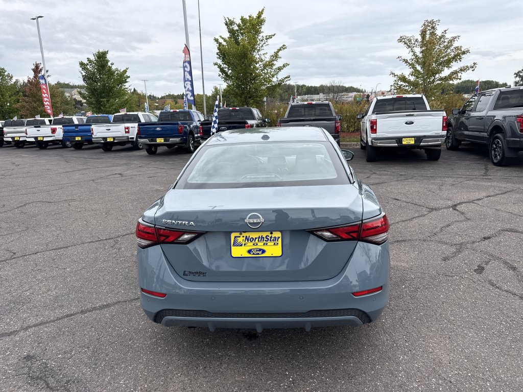 Used 2025 Nissan Sentra SV FWD image 7