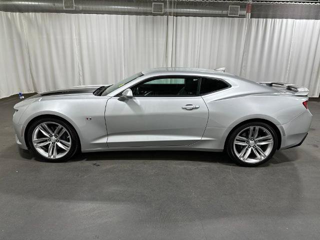 Used 2018 Chevrolet Camaro SS RWD image 8