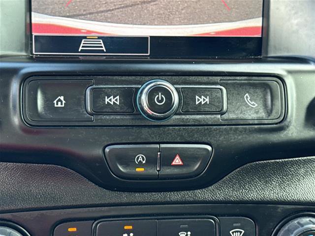 Used 2024 GMC Terrain SLE AWD/4WD image 26