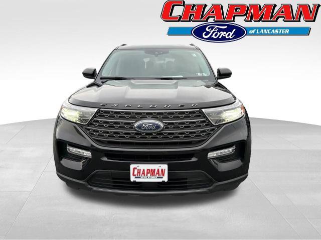 Certified 2022 Ford Explorer XLT w/ Equipment Group 202A AWD/4WD image 2