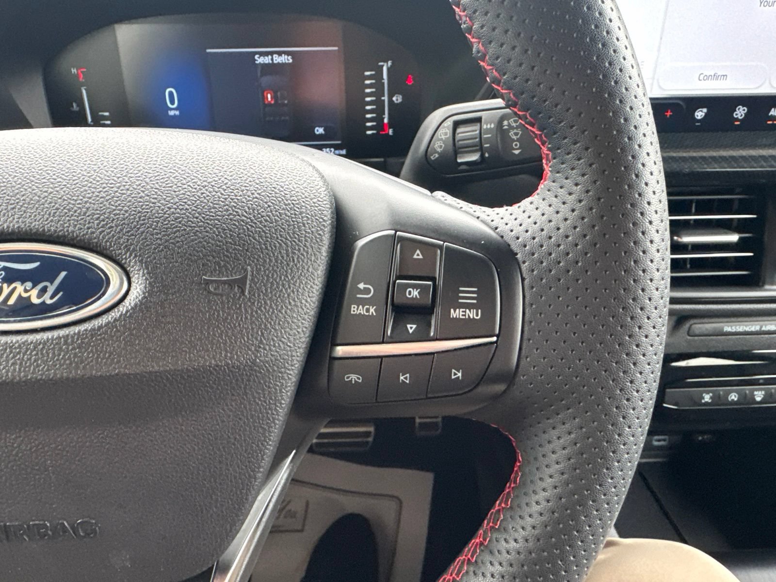 Certified 2023 Ford Escape ST-Line Select AWD/4WD image 28