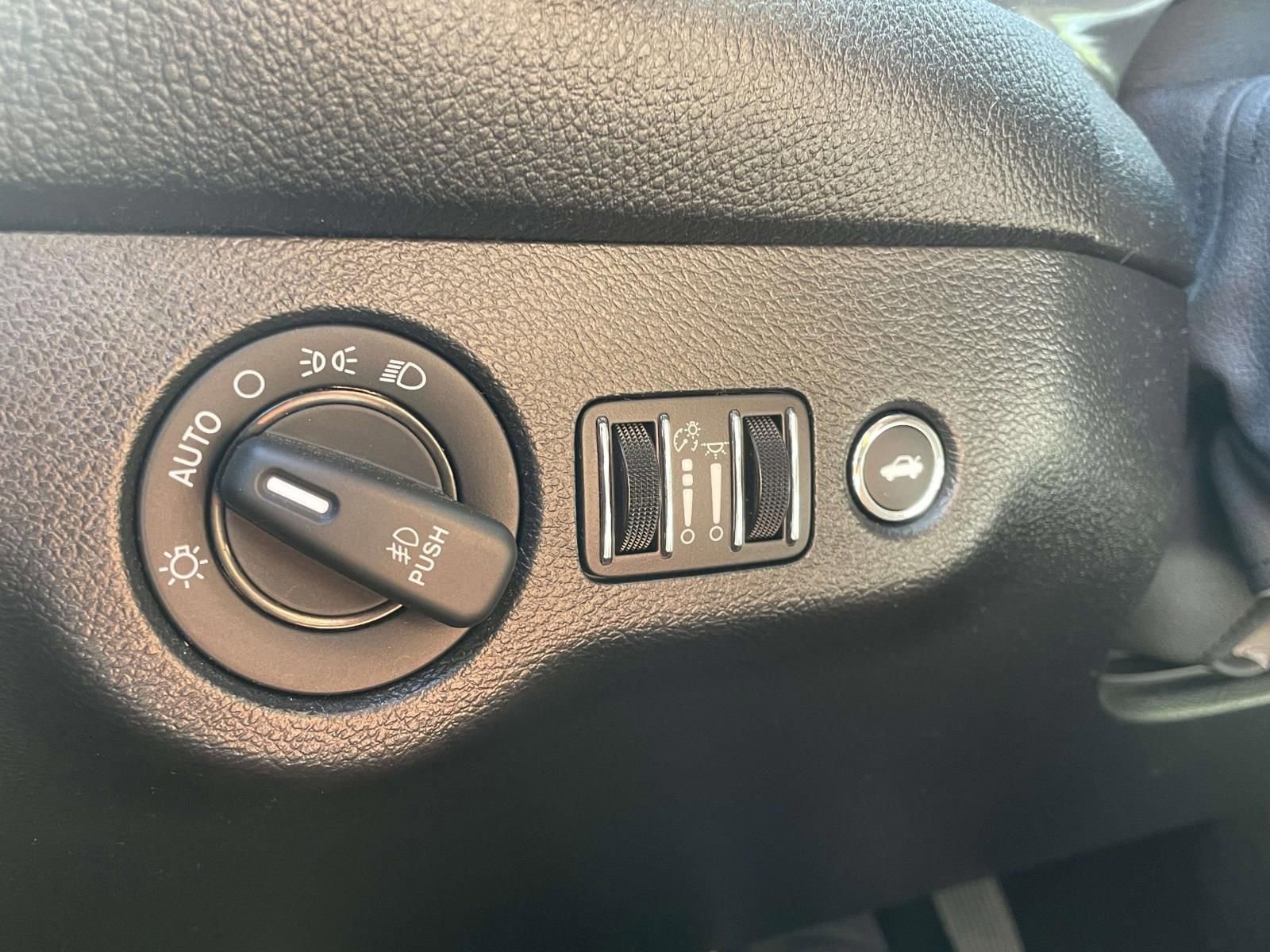 Used 2021 Dodge Challenger SXT w/ Blacktop Package image 26