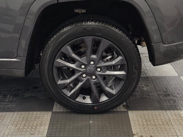 Used 2026 Jeep Grand Cherokee Limited AWD/4WD image 16