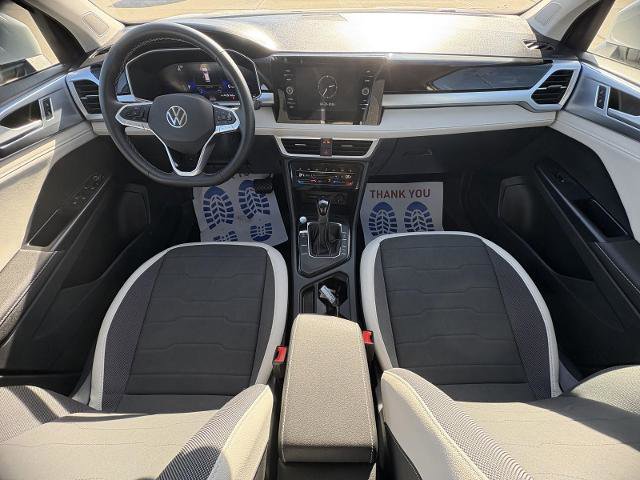 Used 2025 Volkswagen Taos SE image 14