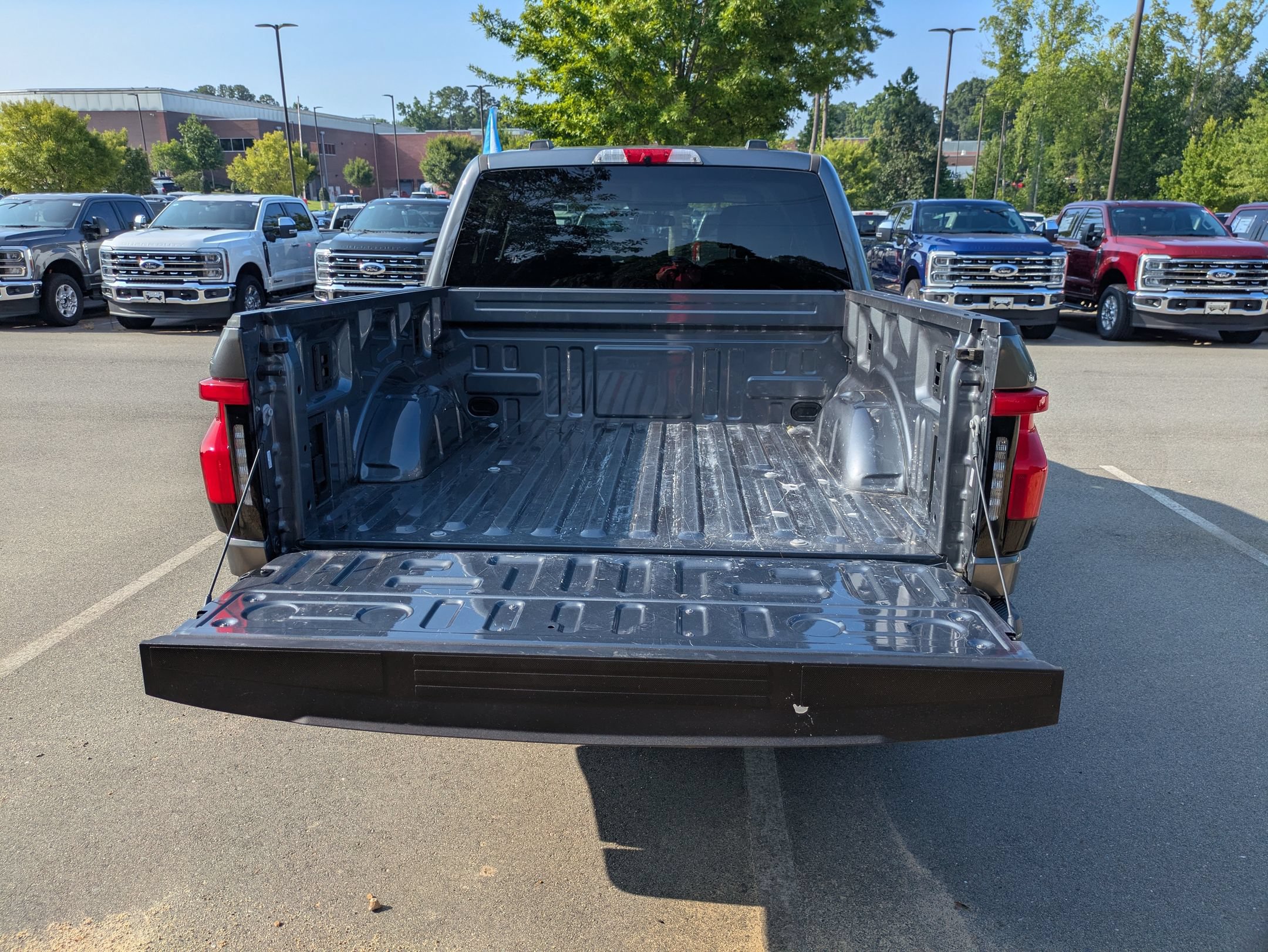 Certified 2025 Ford F150 Lightning XLT w/ Max Trailer Tow Package AWD/4WD image 37