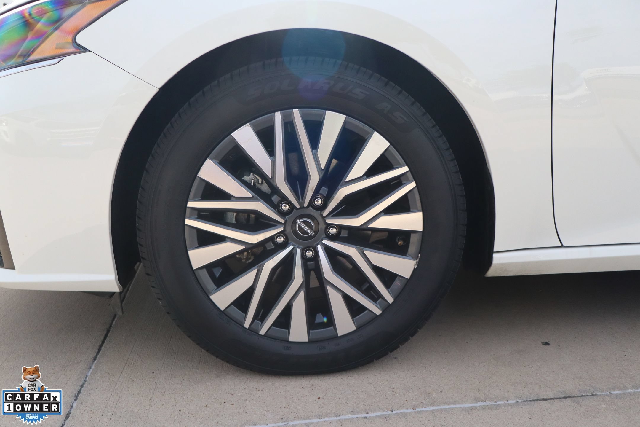 Used 2025 Nissan Altima 2.5 SV FWD image 10