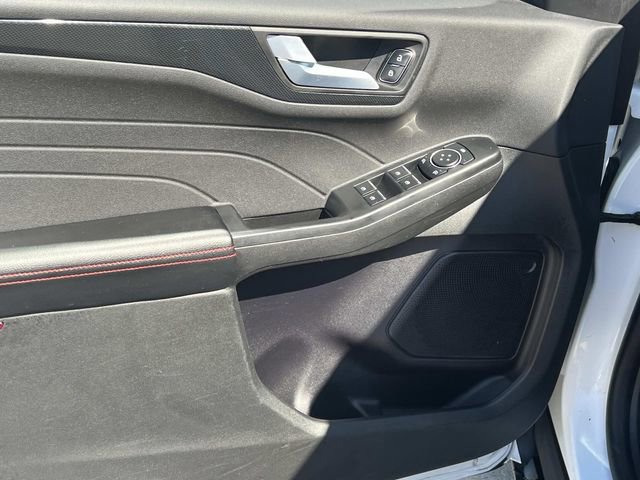 Certified 2023 Ford Escape ST-Line w/ Tech Pack #1 image 16