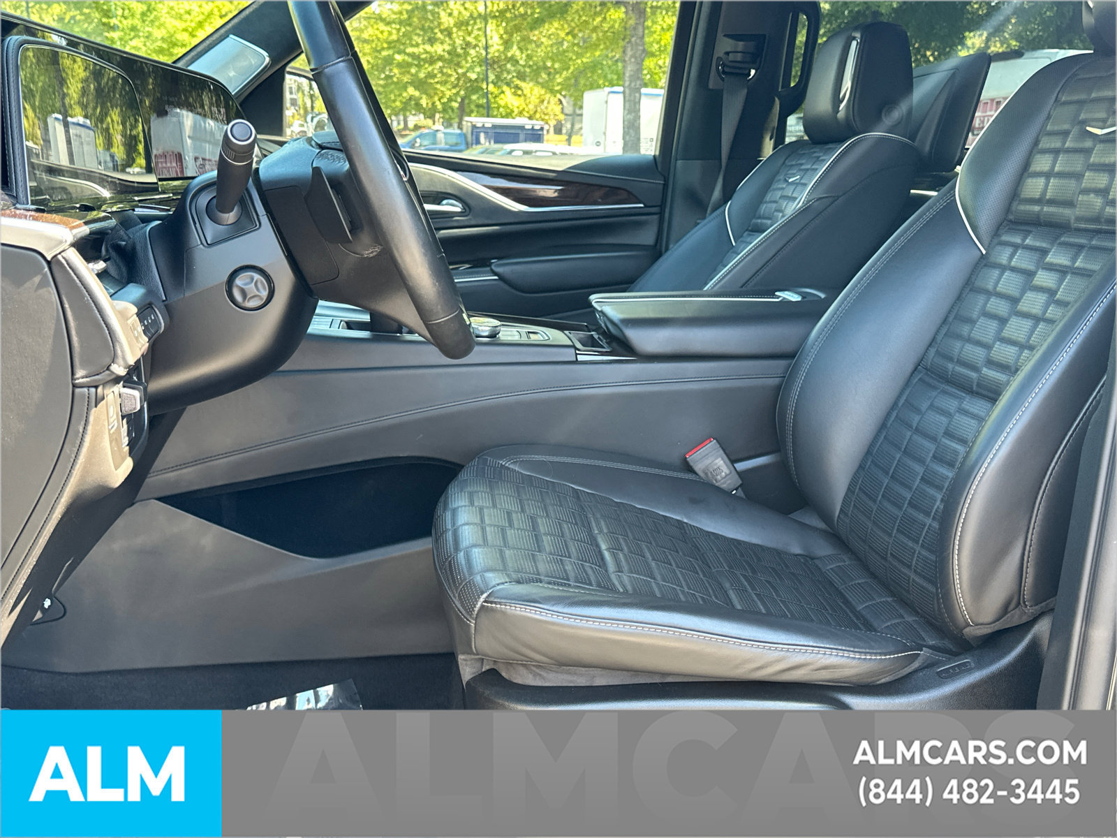Used 2023 Cadillac Escalade ESV Sport Platinum AWD/4WD image 10
