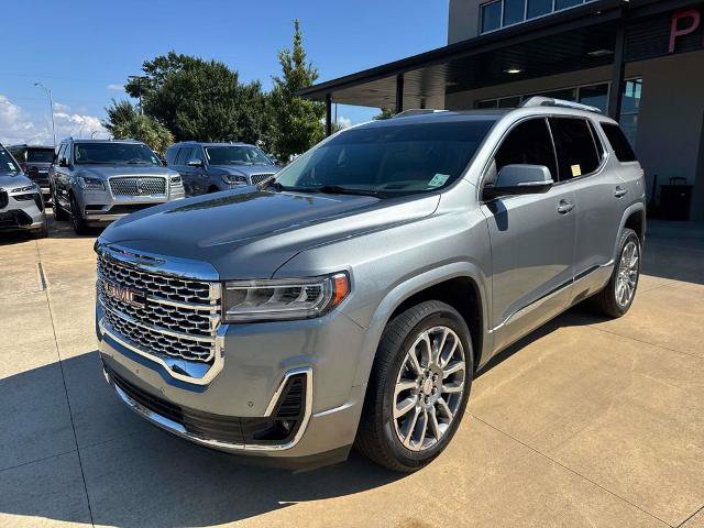 Used 2023 GMC Acadia Denali FWD image 3