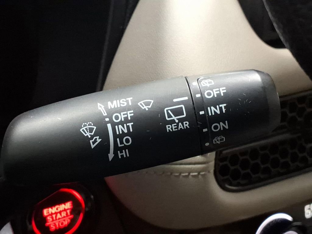 Used 2024 Honda HR-V LX image 21