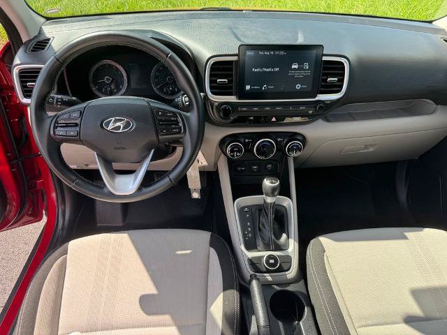 Used 2021 Hyundai Venue SEL w/ Cargo Package FWD image 25