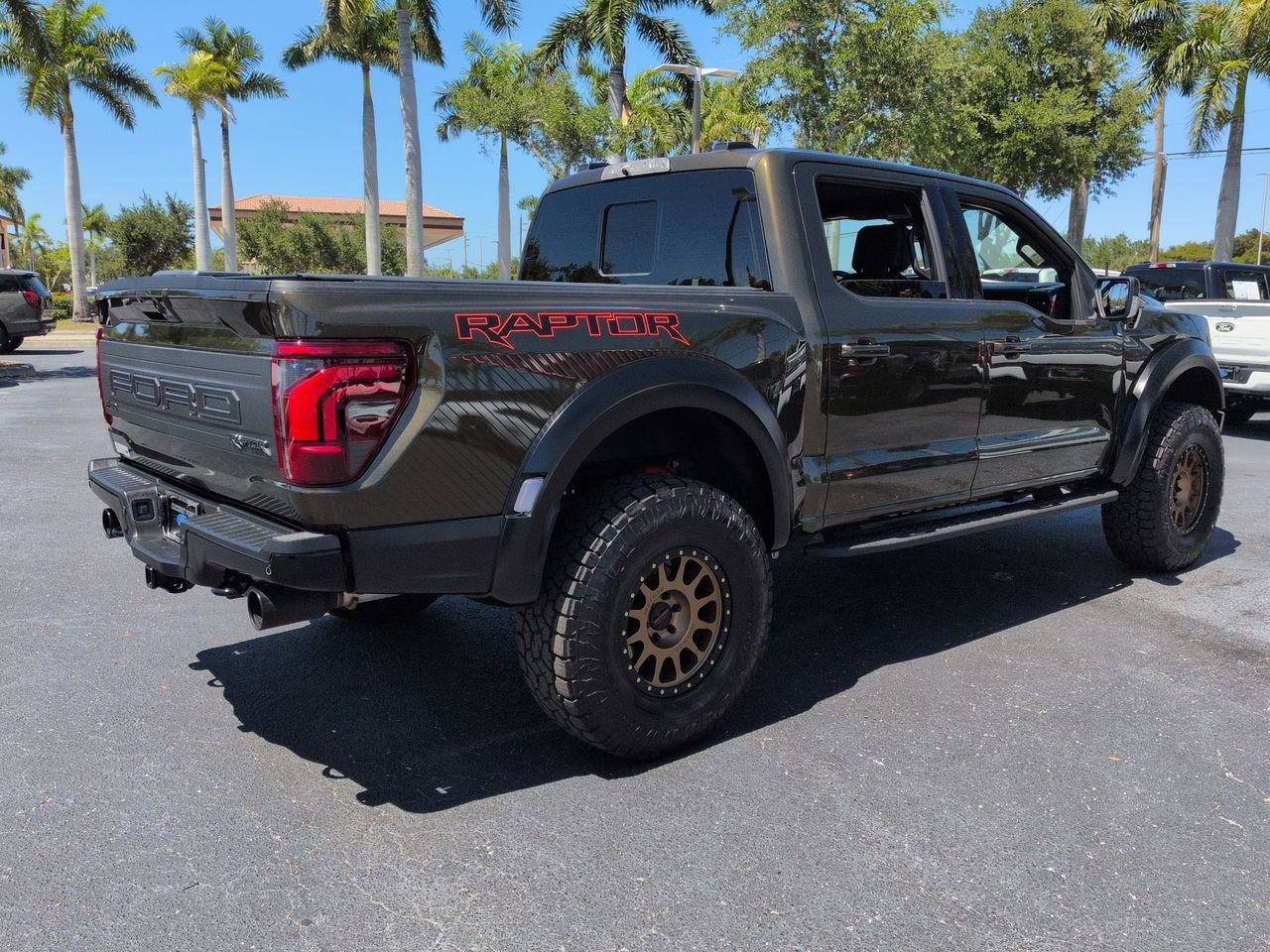 Certified 2025 Ford F150 Raptor AWD/4WD image 4