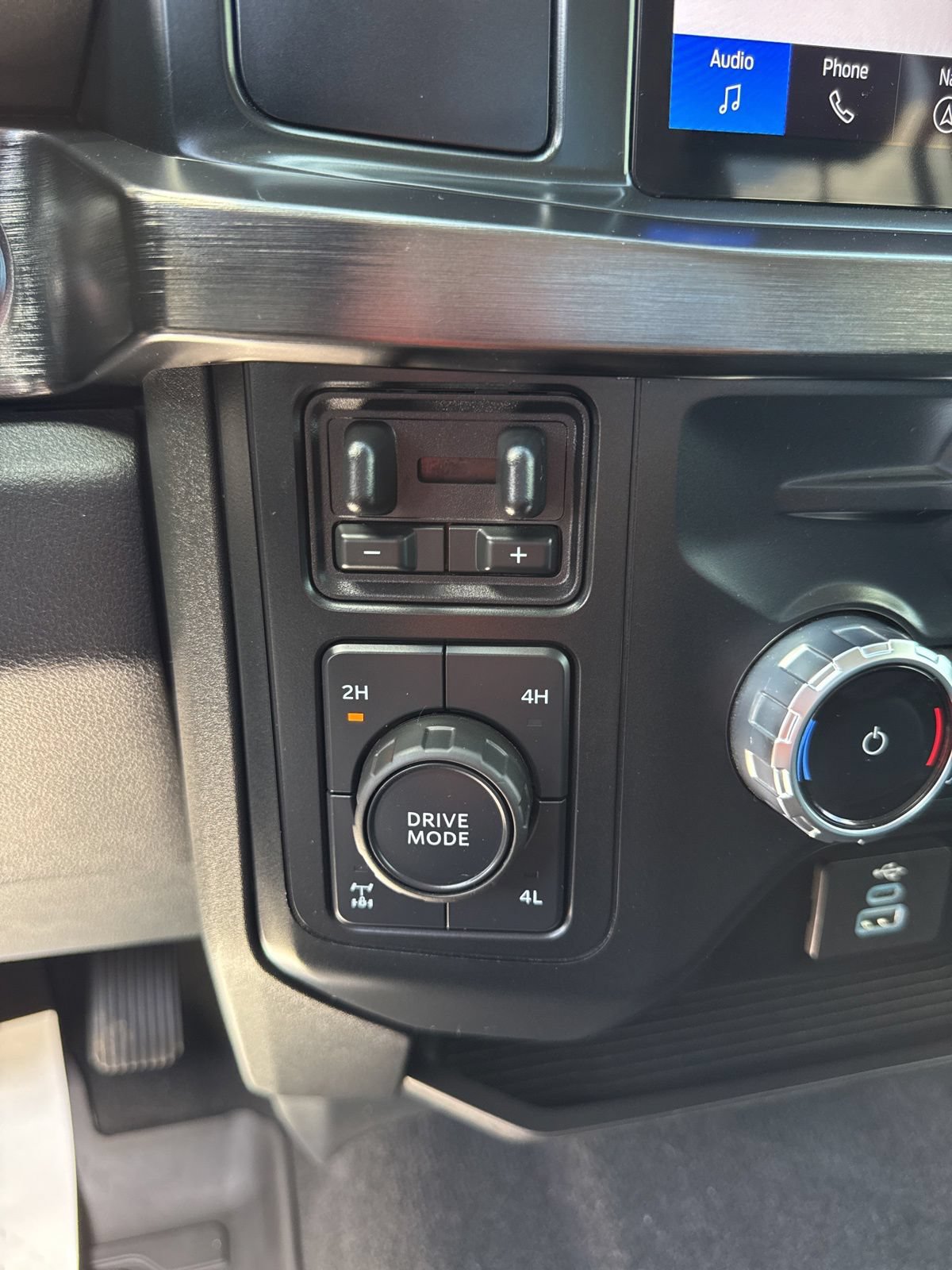 Certified 2023 Ford F350 Lariat w/ Sport Appearance Package AWD/4WD image 24