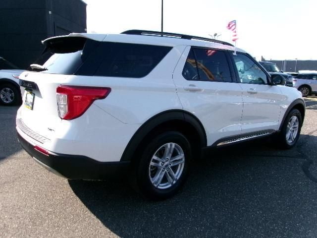 Certified 2023 Ford Explorer XLT w/ Equipment Group 202A AWD/4WD image 6