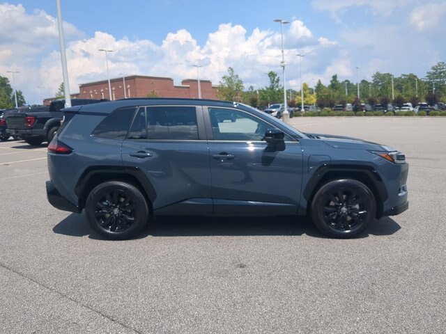 Used 2026 Toyota RAV4 SE AWD/4WD image 3