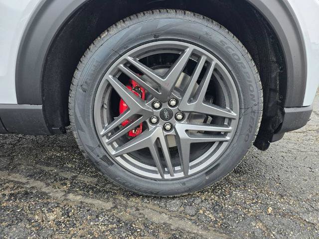 Certified 2026 Ford Explorer ST AWD/4WD image 29