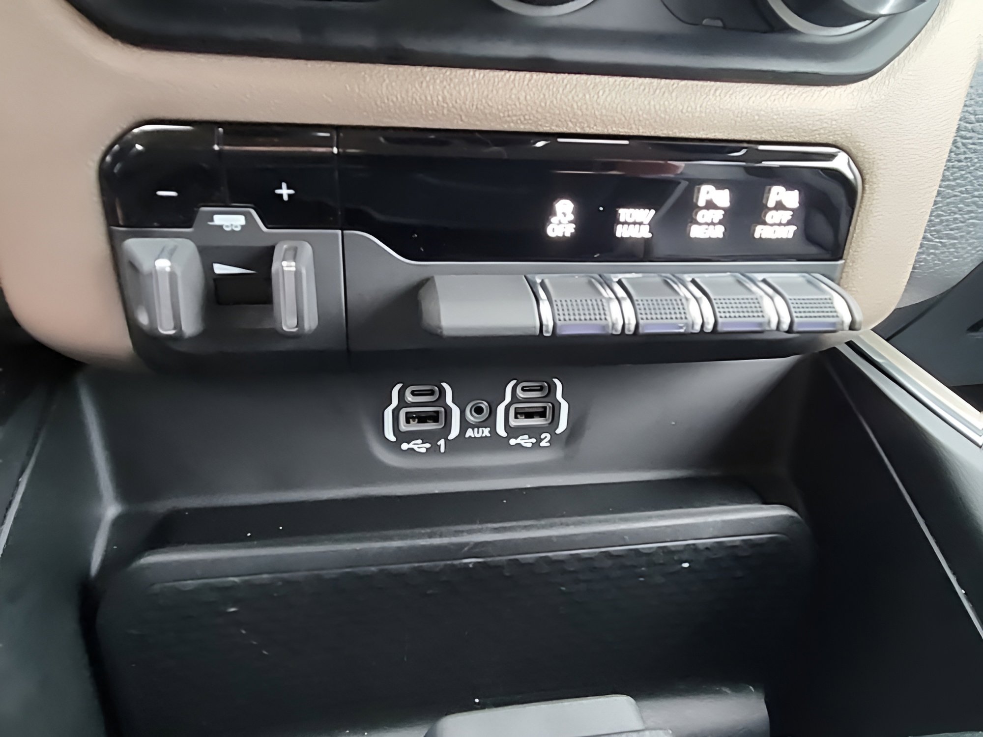 Used 2021 RAM 1500 Laramie image 21